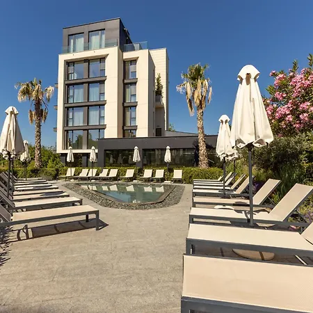 Free Parking Flats With Wifi And Pool Apartment Varna