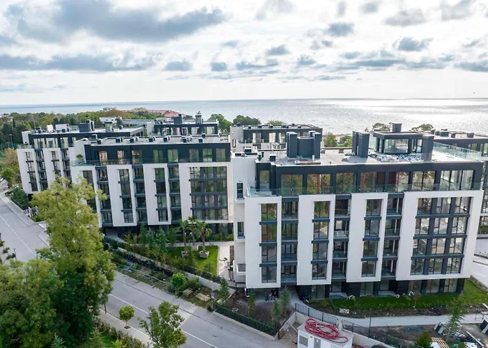 Free Parking Flats With Wifi And Pool Apartament